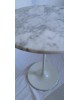 Guéridon table d'appoint bout de canapé pied tulipe et plateau marbre dans le gout de Eero Saarinen