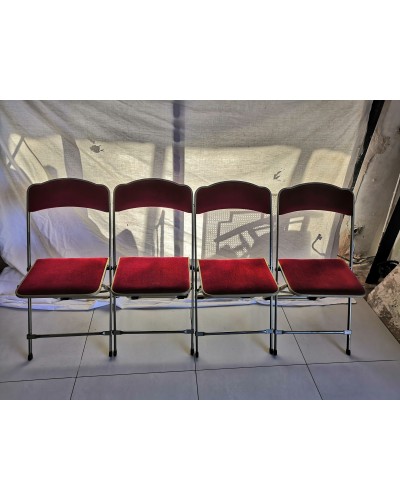 Suite de 4 chaises pliantes "Opéra" velours et laiton années 70