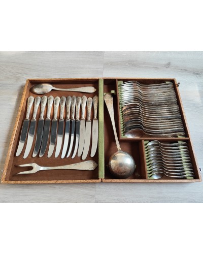 Grande ménagère 12 personnes  vintage 51 pièces ARG 008