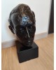 Buste Homme en plâtre signé