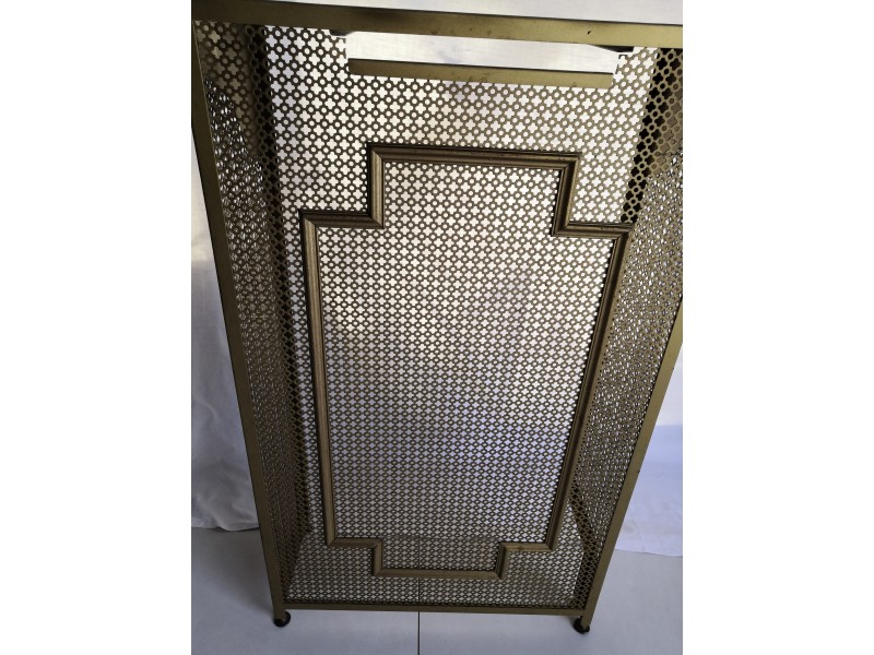 Cache radiateur moderniste 1950. Fer forgé. Grille ajourée trèfle 86x60x10  12kg