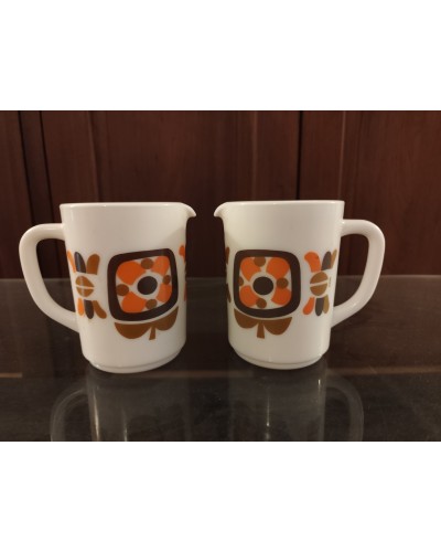 Paire de Pichets publicitaires MOBIL broc carafe vintage ARCOPAL - design vintage des années 70 Made in France