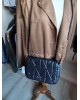 Sac à main bandoulière porté épaule LIU . JO