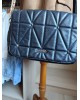 Sac à main bandoulière porté épaule LIU . JO